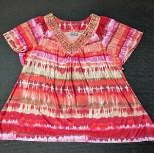 NWT. AVENUE raglan sleeve blouse.  Size 22/24. Stunning beaded "V" neck.